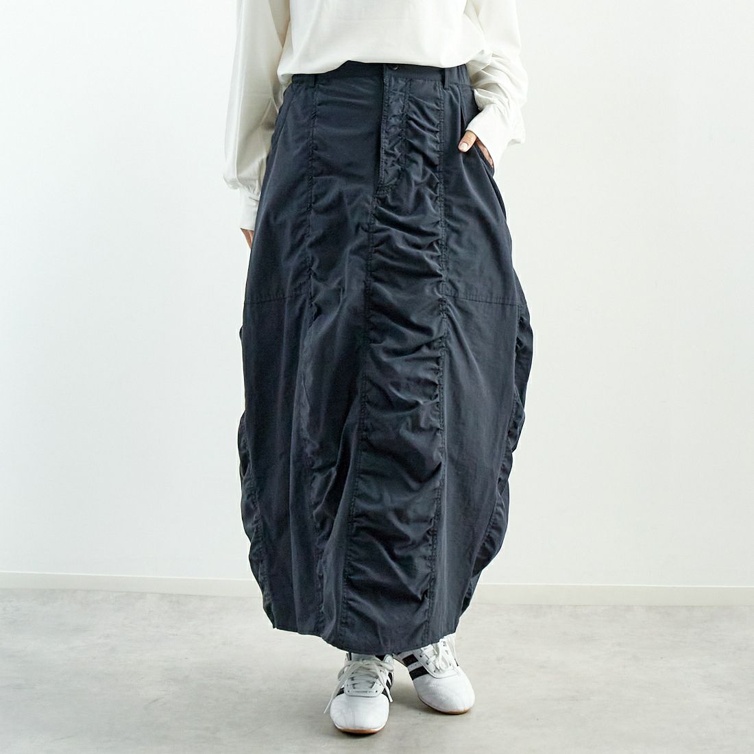 STELLA CIFFON [ステラシフォン] カーゴタッサーバルーンスカート [ST1-25204] 82 CHARCOA &&モデル身長：167cm 着用サイズ：36&&