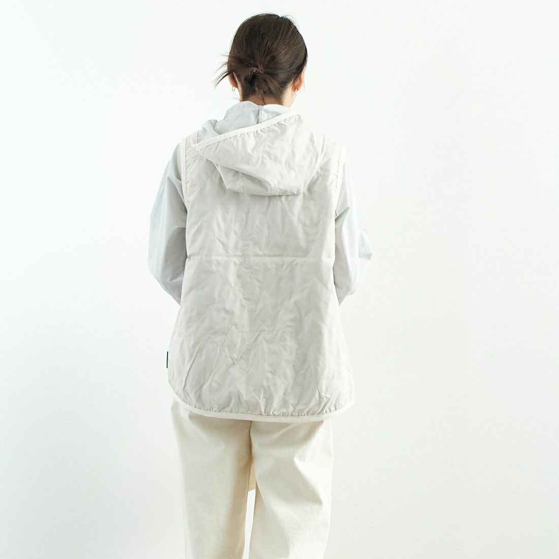 LAVENHAM [ラベンハム] ウィメンズ アンワディッド バートン [LV7133] P86 MOONBE &&モデル身長：167cm 着用サイズ：10&&