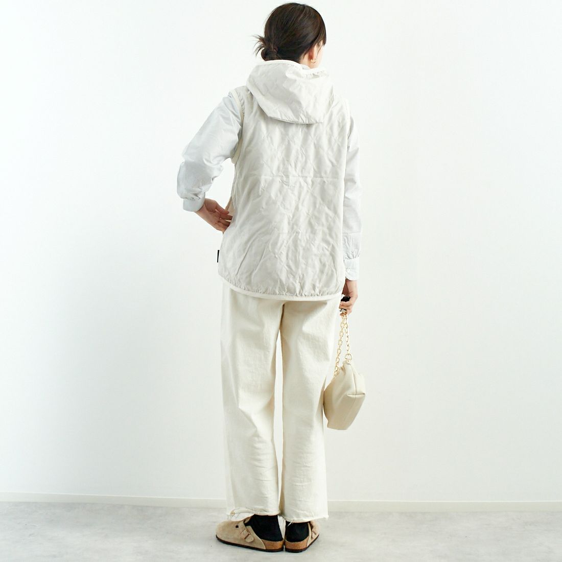 LAVENHAM [ラベンハム] ウィメンズ アンワディッド バートン [LV7133] P86 MOONBE &&モデル身長：167cm 着用サイズ：10&&