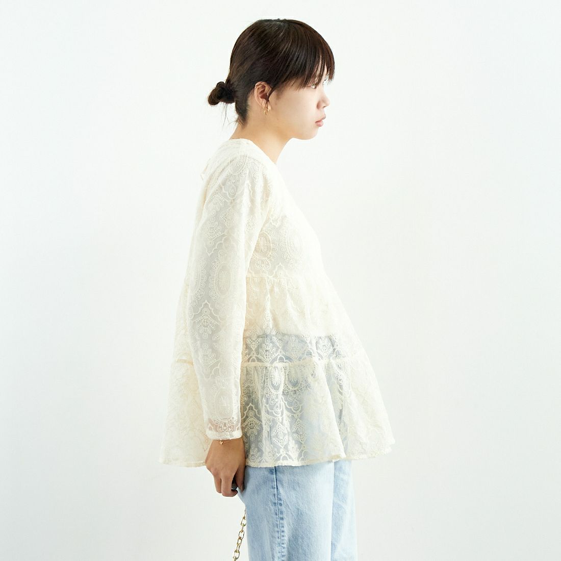 TORRAZZO DONNA [トラッゾドンナ] レースティアードブラウス [6259-469] 43 BEIGE &&モデル身長：167cm 着用サイズ：F&&