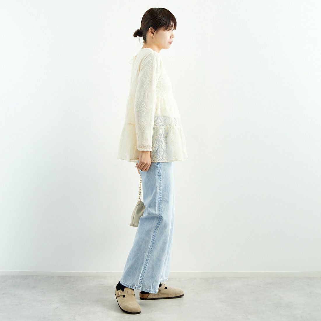 TORRAZZO DONNA [トラッゾドンナ] レースティアードブラウス [6259-469] 43 BEIGE &&モデル身長：167cm 着用サイズ：F&&