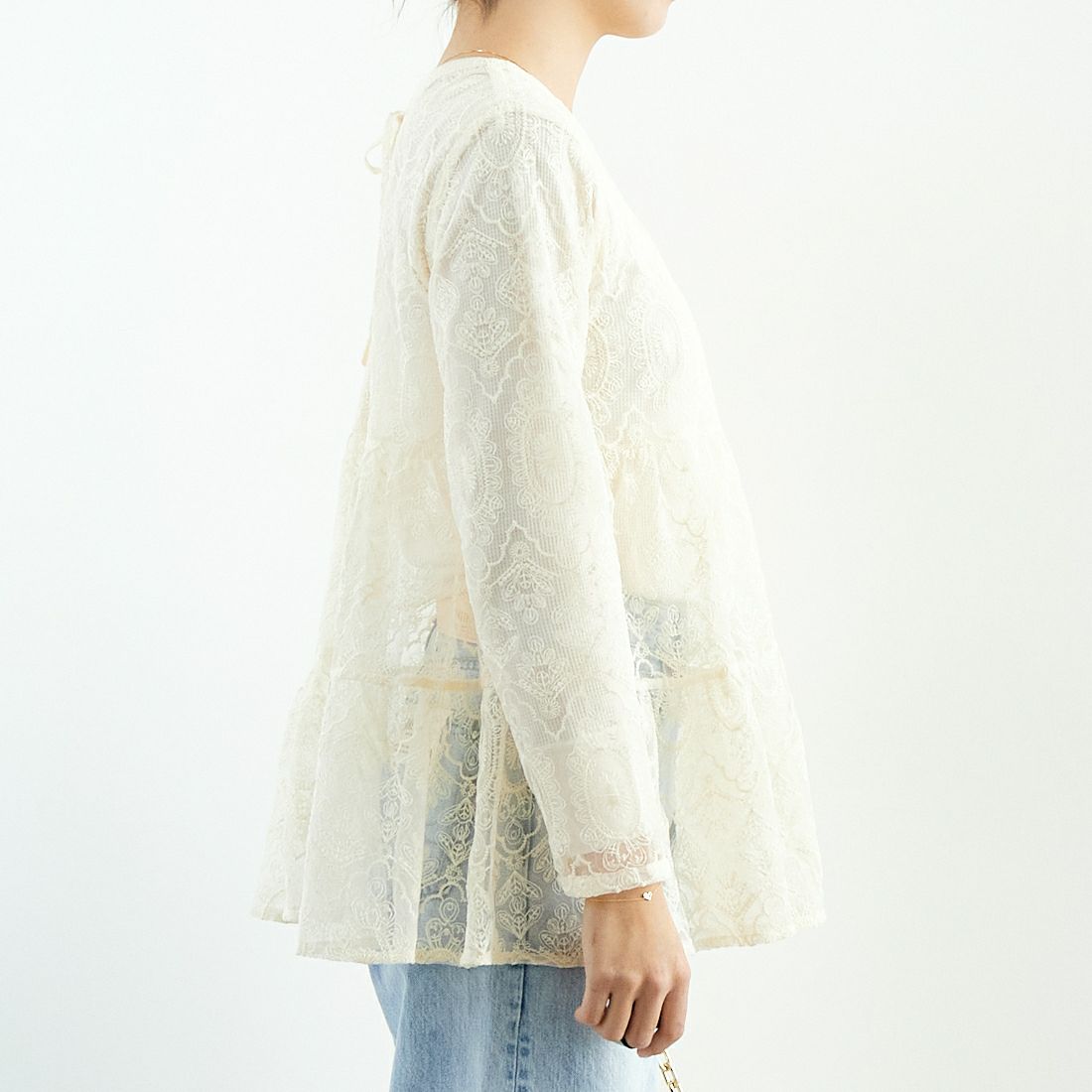 TORRAZZO DONNA [トラッゾドンナ] レースティアードブラウス [6259-469] 43 BEIGE &&モデル身長：167cm 着用サイズ：F&&