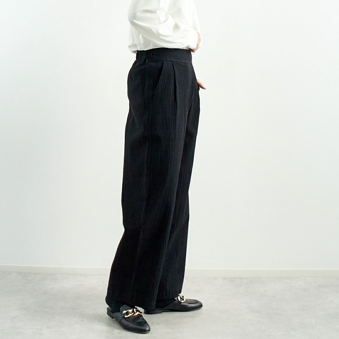 me. [ミードット] バンピーコットンラップパンツ [ME-25110] 298 N.BLAC &&モデル身長：167cm 着用サイズ：F&&