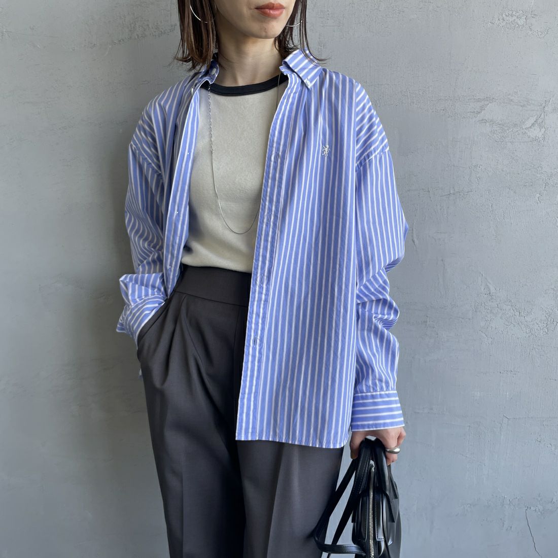 Gymphlex [ジムフレックス] ワンポイントロゴ刺繍 ボタンダウンシャツ [GY-B0198PSE] BLU/BEG ST &&モデル身長：158cm 着用サイズ：14&&