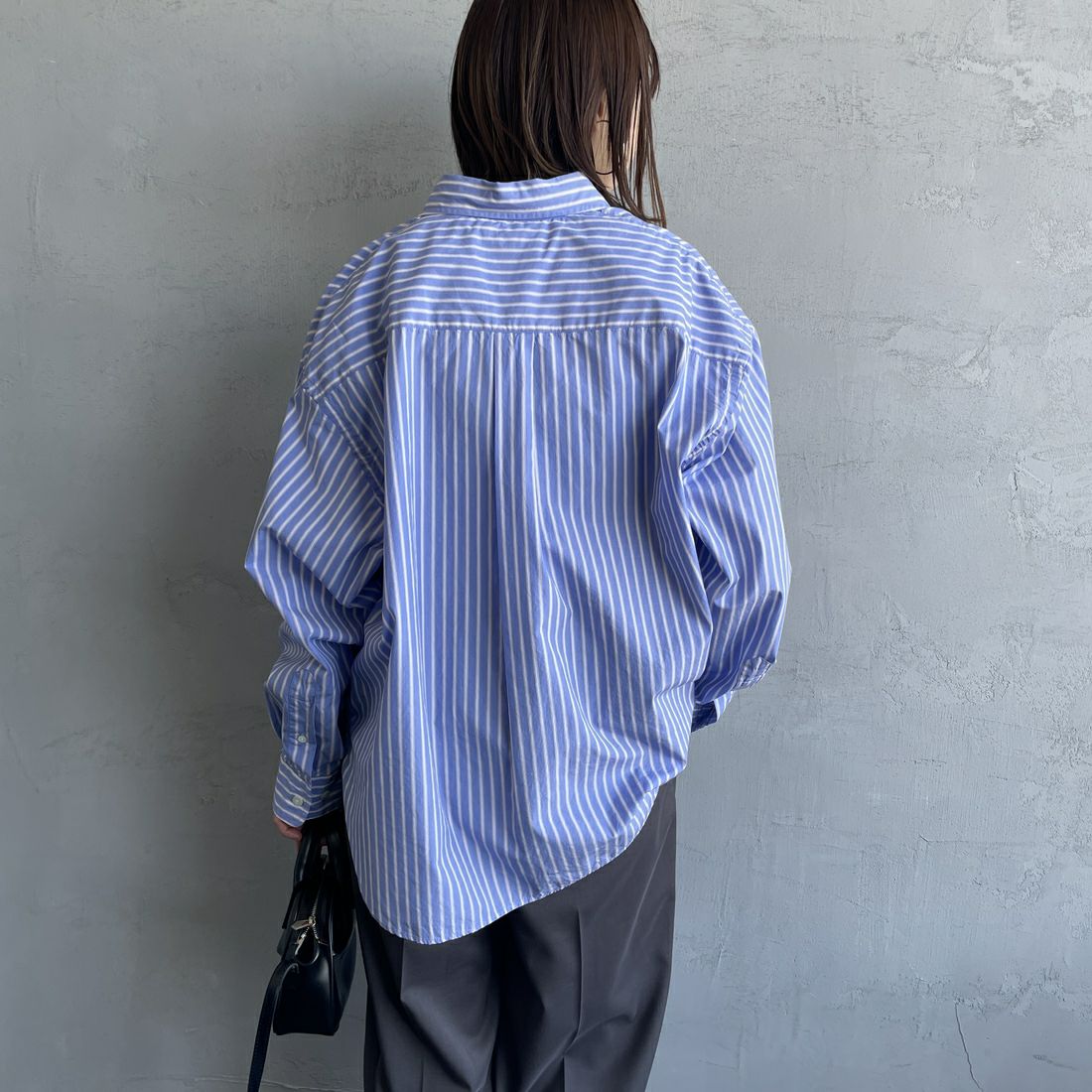 Gymphlex [ジムフレックス] ワンポイントロゴ刺繍 ボタンダウンシャツ [GY-B0198PSE] BLU/BEG ST &&モデル身長：158cm 着用サイズ：14&&
