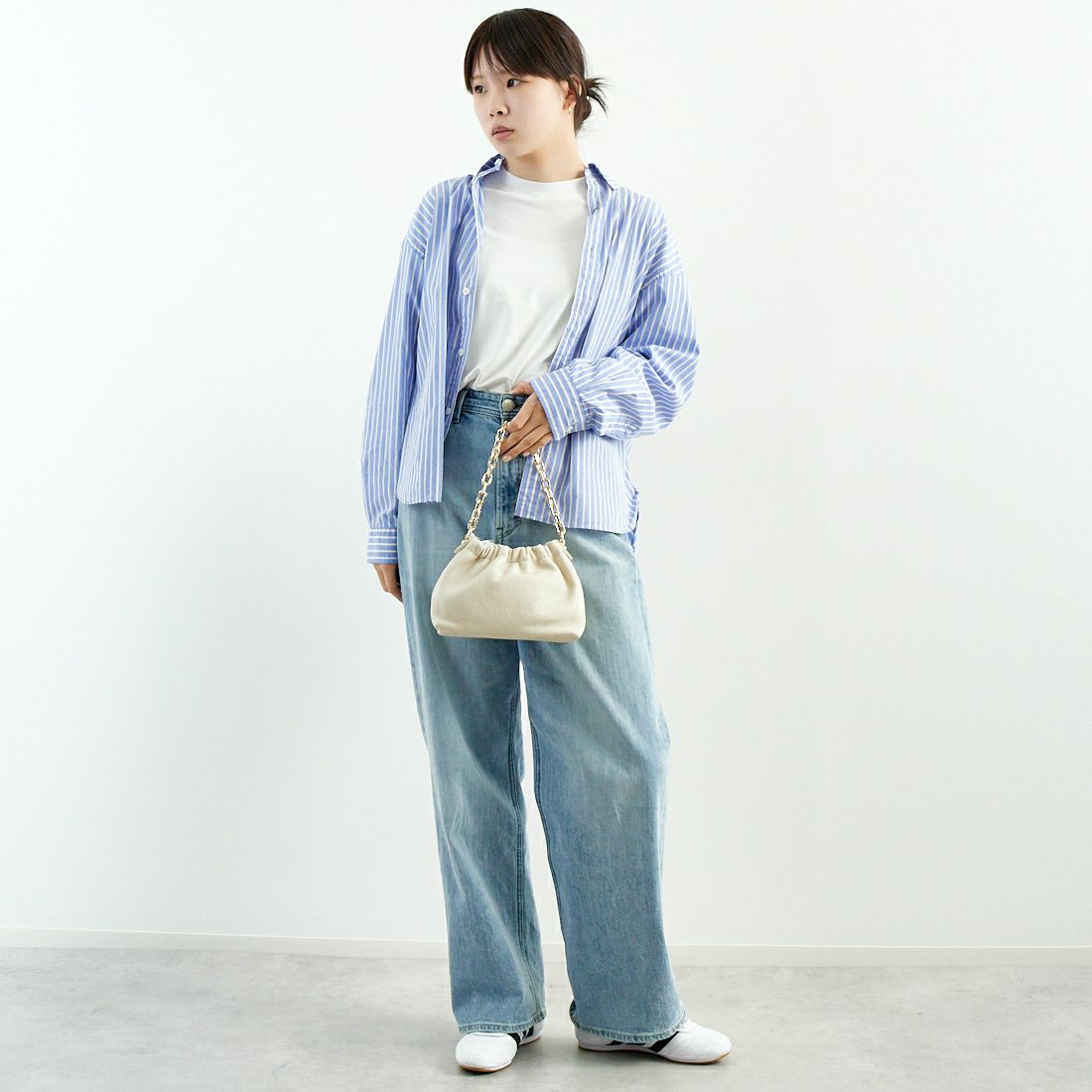 Gymphlex [ジムフレックス] ワンポイントロゴ刺繍 ボタンダウンシャツ [GY-B0198PSE] BLU/BEG ST &&モデル身長：167cm 着用サイズ：14&&