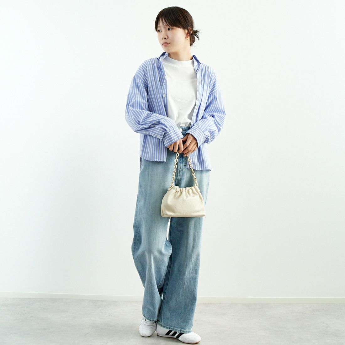 Gymphlex [ジムフレックス] ワンポイントロゴ刺繍 ボタンダウンシャツ [GY-B0198PSE] BLU/BEG ST &&モデル身長：167cm 着用サイズ：14&&