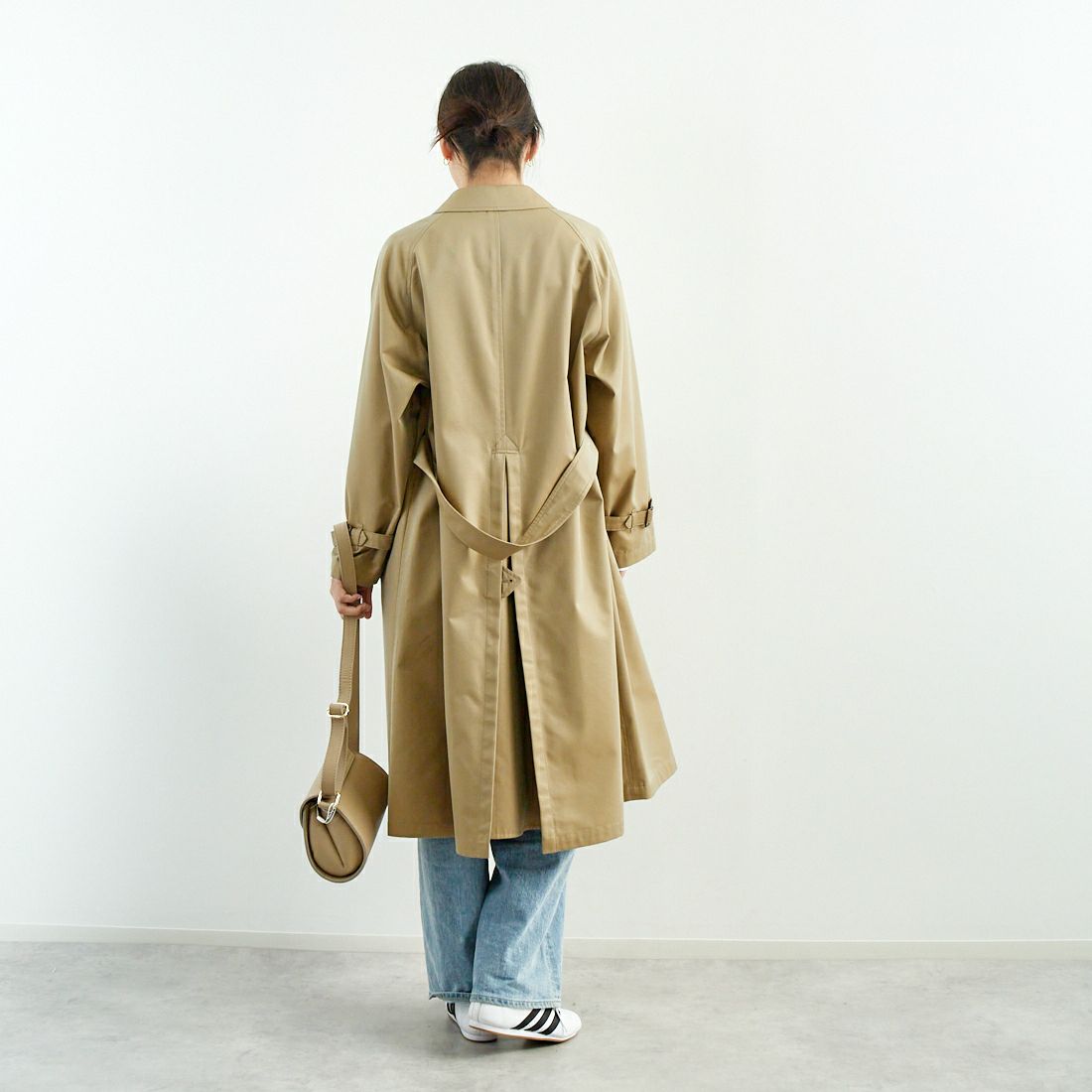 Gymphlex [ジムフレックス] ベルテッド バルマカーンコート [GY-A0677SYR] BEIGE &&モデル身長：167cm 着用サイズ：12&&