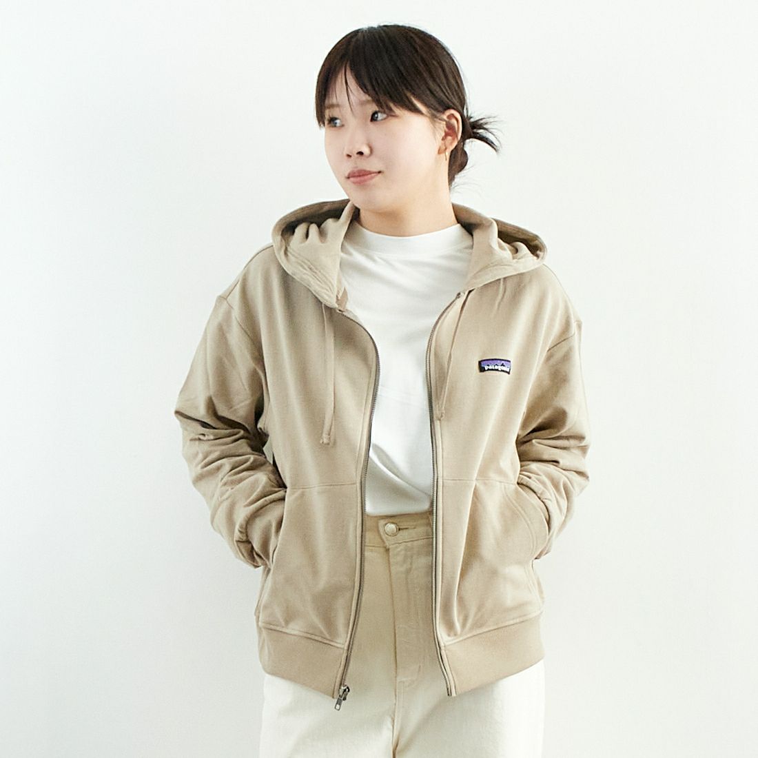 patagonia [パタゴニア] ウィメンズ アーニャフルジップフーディ 