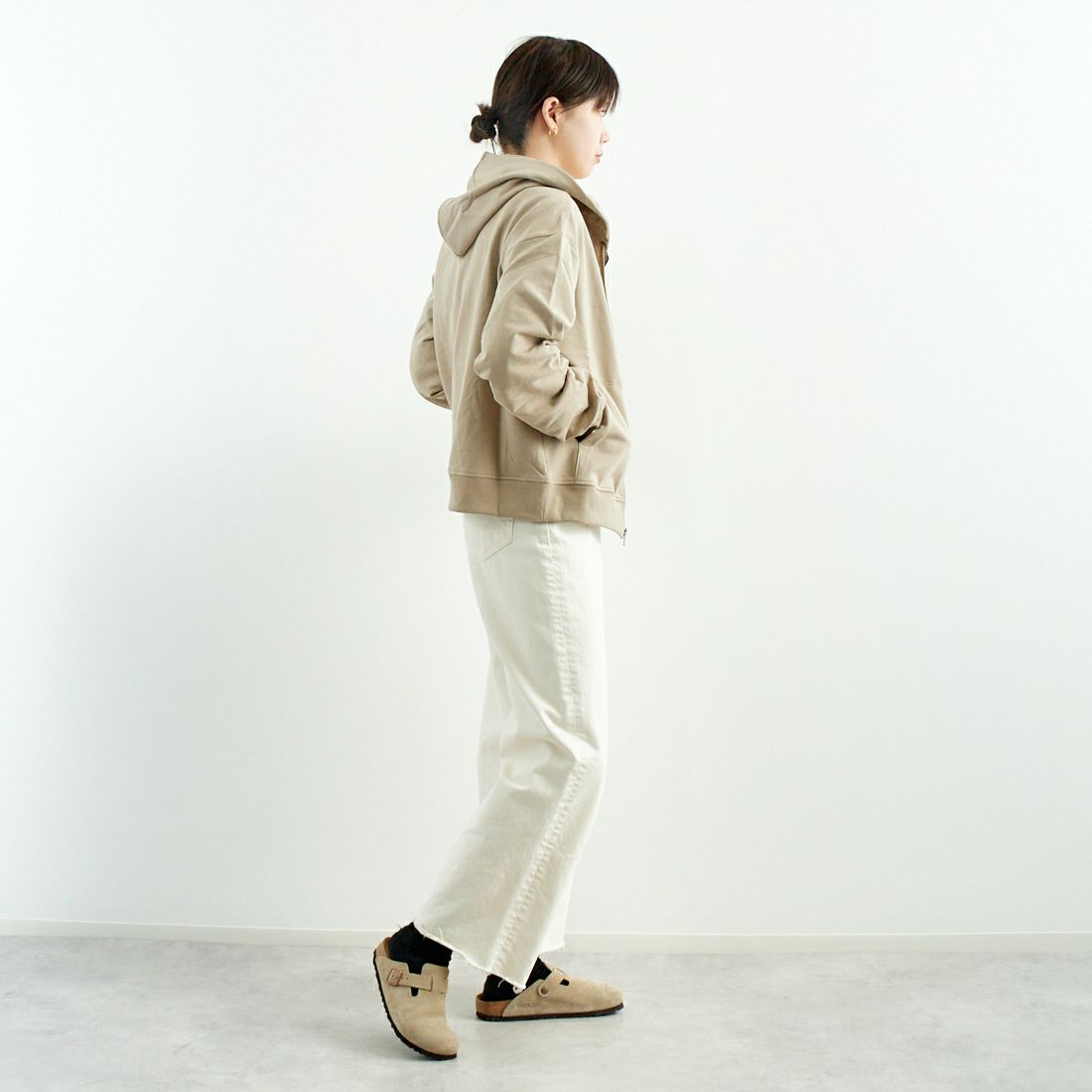 patagonia [パタゴニア] ウィメンズ アーニャフルジップフーディ [42146] SBDY &&モデル身長：167cm 着用サイズ：S&&