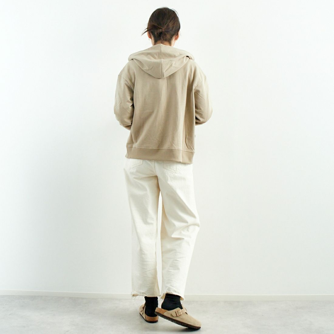 patagonia [パタゴニア] ウィメンズ アーニャフルジップフーディ [42146] SBDY &&モデル身長：167cm 着用サイズ：S&&