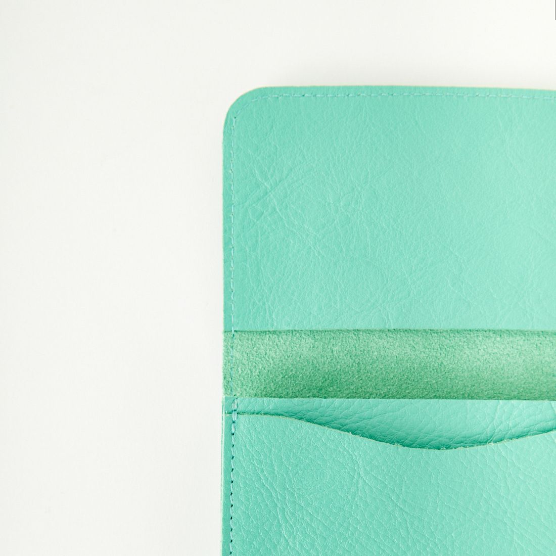 IL BISONTE [イルビゾンテ] レザーカードケース [54252305560] 44 ﾐﾝﾄ