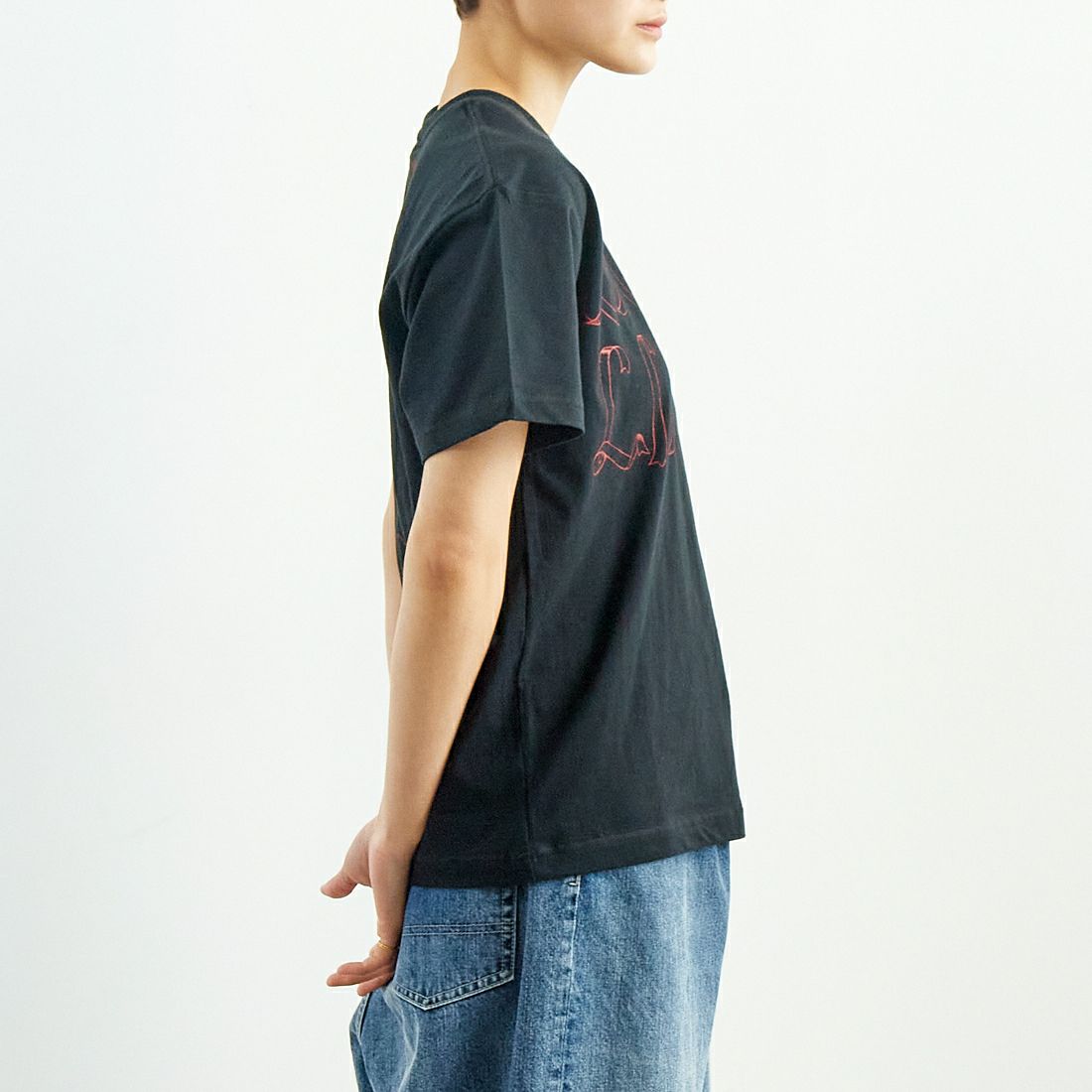 RhodolirioN [ロドリリオン] リボンプリントTシャツ [QT1079] C BLACK &&モデル身長：160cm 着用サイズ：0&&