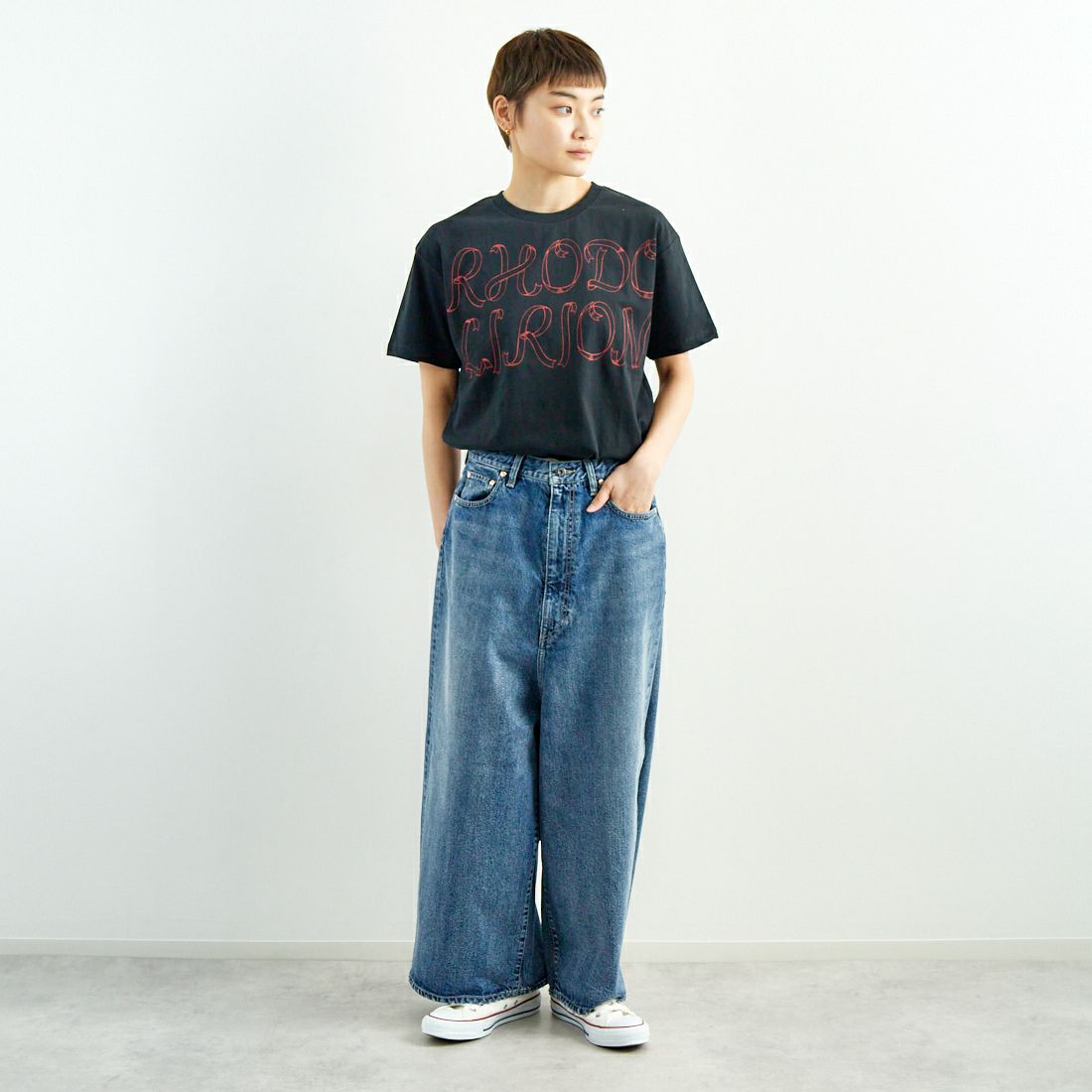 RhodolirioN [ロドリリオン] リボンプリントTシャツ [QT1079] C BLACK &&モデル身長：160cm 着用サイズ：0&&