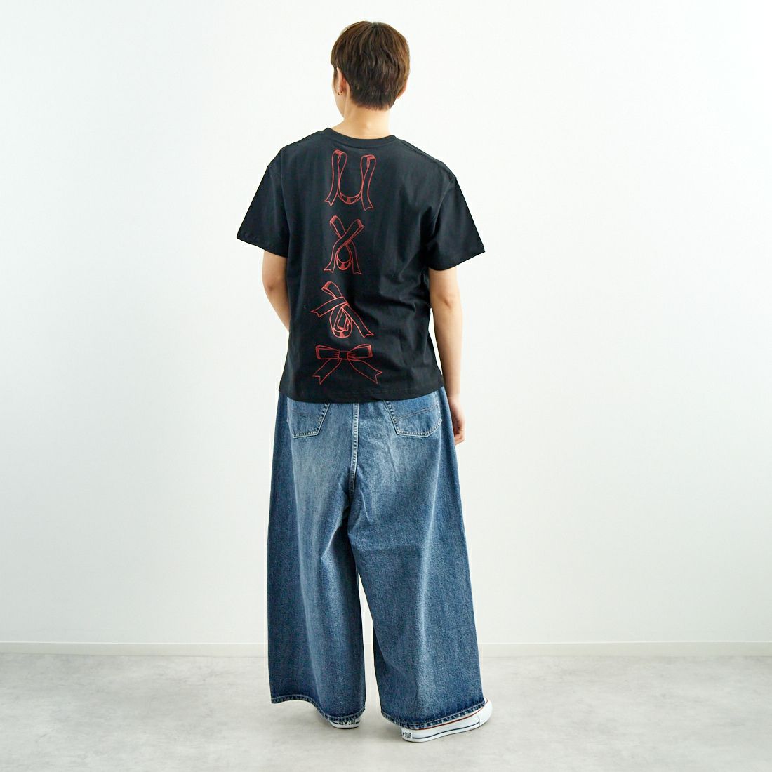 RhodolirioN [ロドリリオン] リボンプリントTシャツ [QT1079] C BLACK &&モデル身長：160cm 着用サイズ：0&&