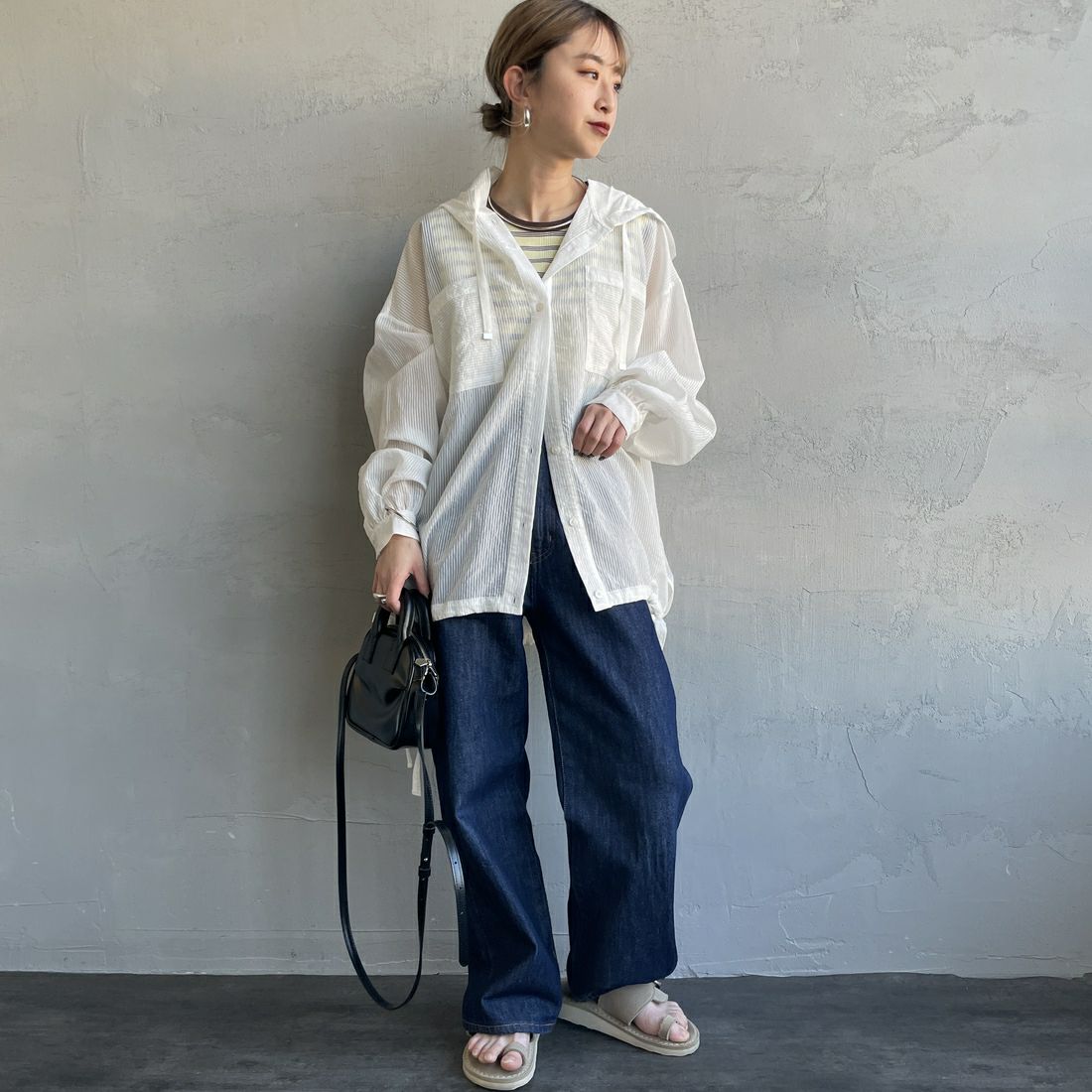 nenom [ネノム] シアーストライプ シャツパーカー [NE25112008] 02 OFF &&モデル身長：150cm 着用サイズ：F&&