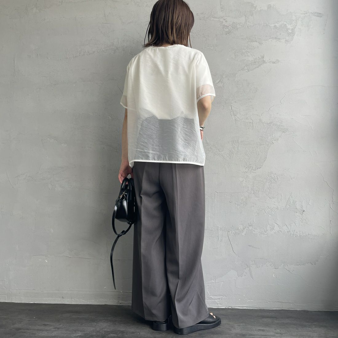 nenom [ネノム] シアーレイヤードTシャツ [NE25112016] 02 OFF &&モデル身長：158cm 着用サイズ：F&&