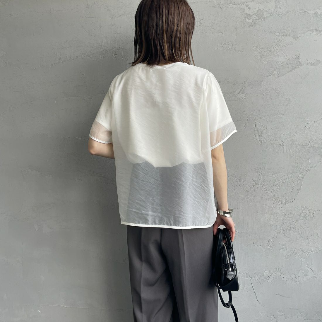 nenom [ネノム] シアーレイヤードTシャツ [NE25112016] 02 OFF &&モデル身長：158cm 着用サイズ：F&&