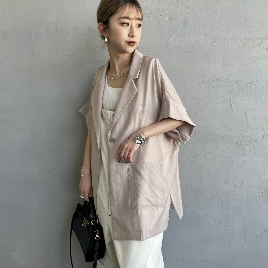 22 BEIGE&&モデル身長：150cm 着用サイズ：F&&