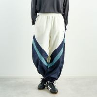 A WHITE&&モデル身長：160cm 着用サイズ：0&&