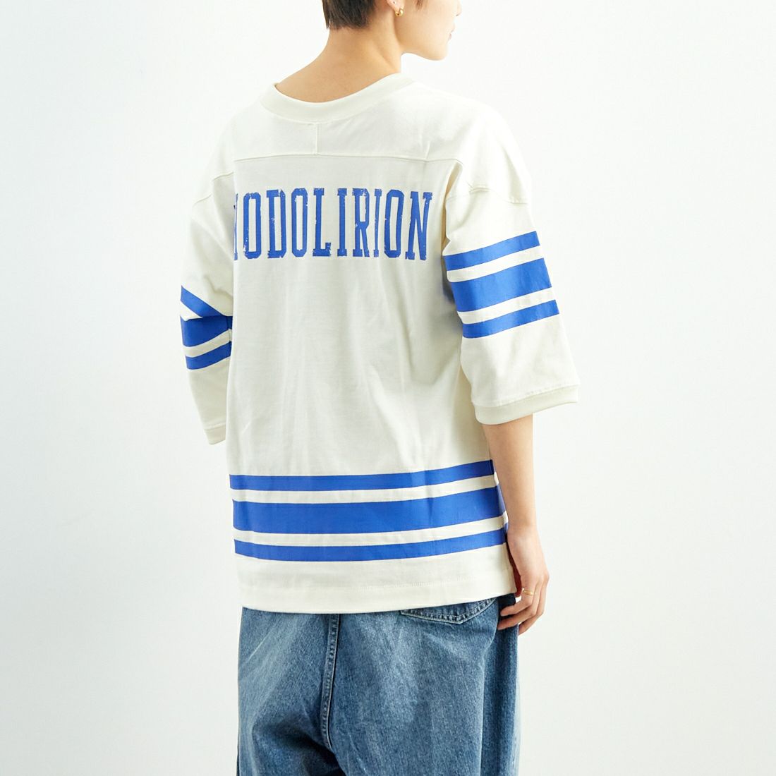 RhodolirioN [ロドリリオン] ホッケーチームTシャツ [QT1076]  A NATURAL &&モデル身長：160cm 着用サイズ：0&&