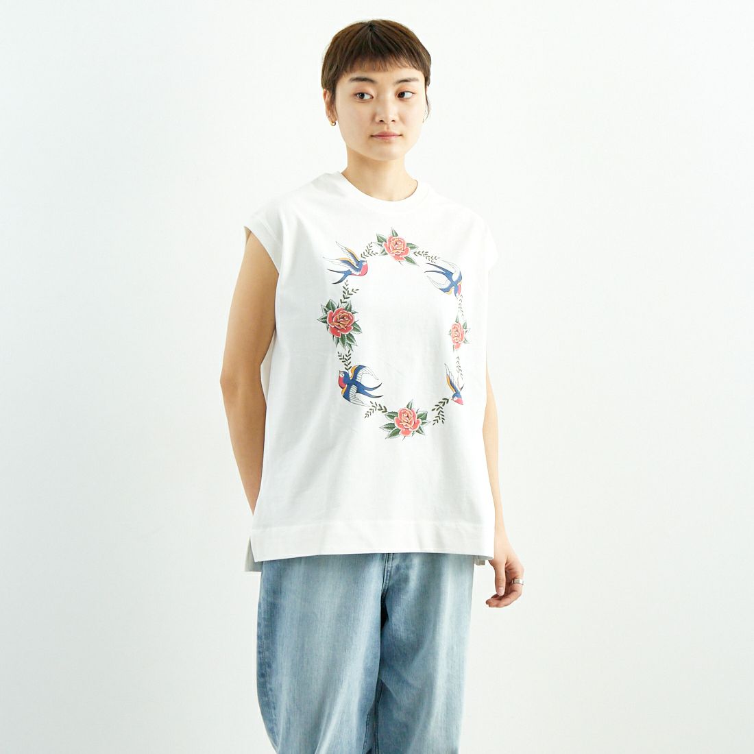 RhodolirioN [ロドリリオン] タトゥープリントTシャツ [QT1077] A WHITE &&モデル身長：160cm 着用サイズ：ONE SIZE&&