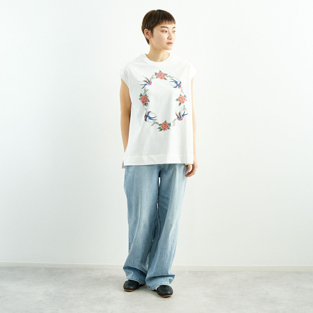 RhodolirioN [ロドリリオン] タトゥープリントTシャツ [QT1077] A WHITE &&モデル身長：160cm 着用サイズ：ONE SIZE&&