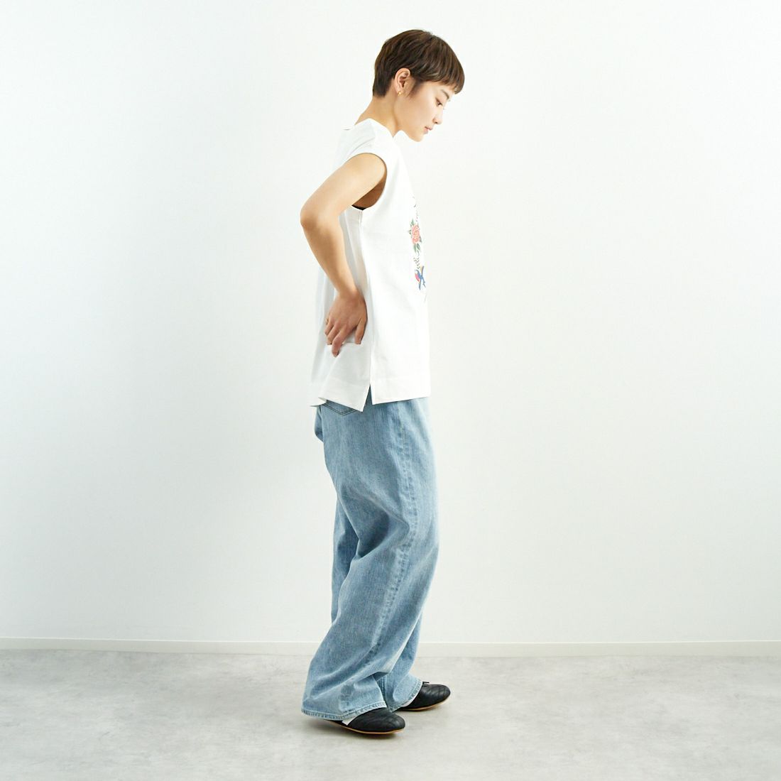 RhodolirioN [ロドリリオン] タトゥープリントTシャツ [QT1077] A WHITE &&モデル身長：160cm 着用サイズ：ONE SIZE&&