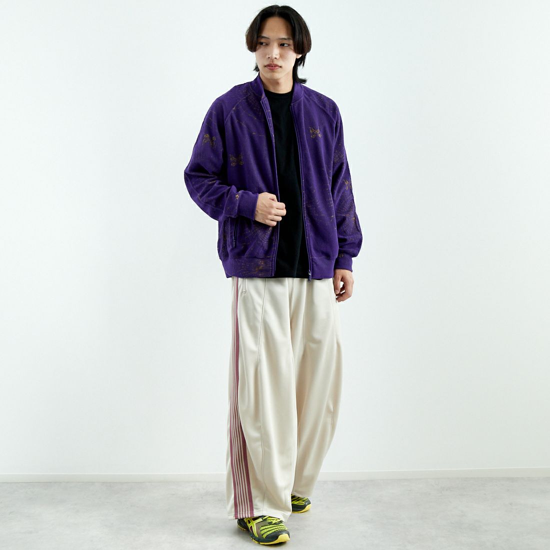 Needles [ニードルズ] ヒザデルトラックパンツ [QV311] A IVORY &&モデル身長：179cm 着用サイズ：S&&