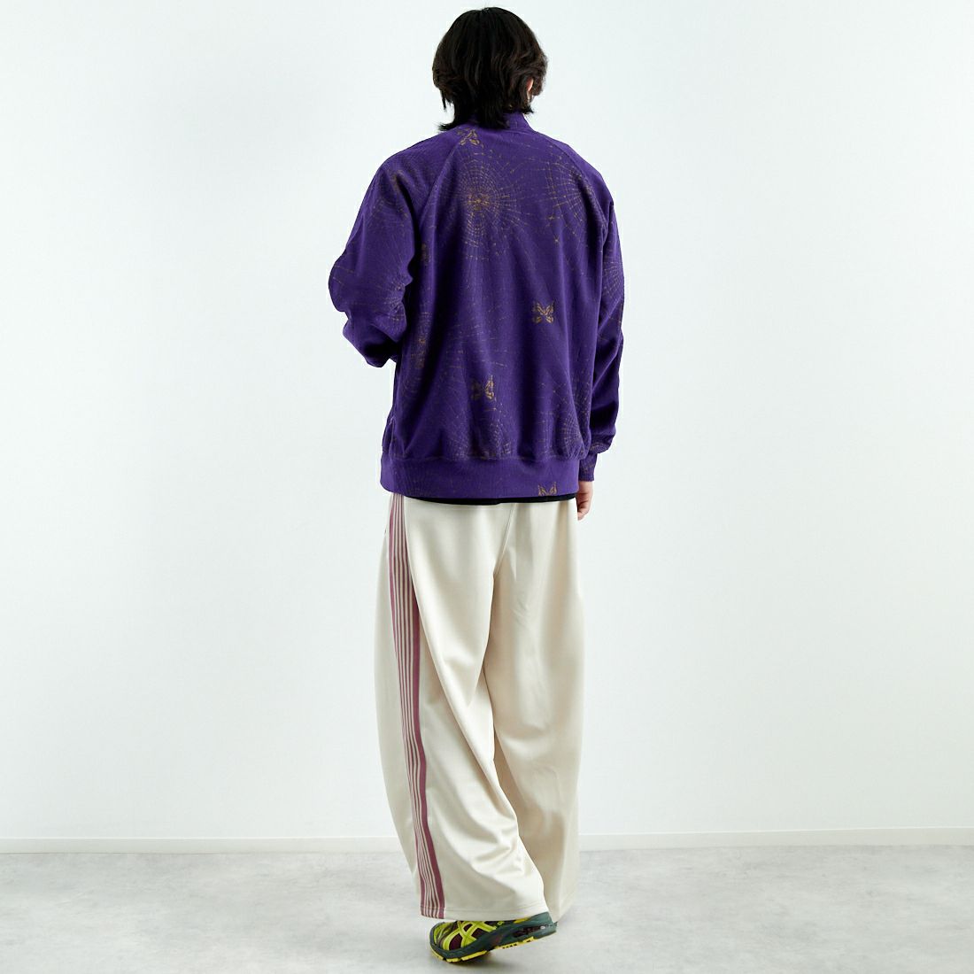 Needles [ニードルズ] ヒザデルトラックパンツ [QV311] A IVORY &&モデル身長：179cm 着用サイズ：S&&
