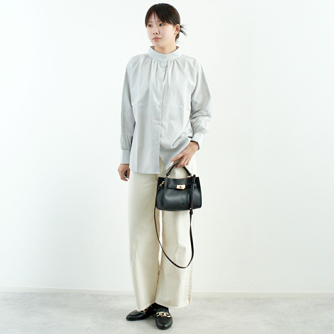 Commencement [コメンスメント] ストライプスタンドカラーシャツ [C-023S] BLACK &&モデル身長：167cm 着用サイズ：F&&