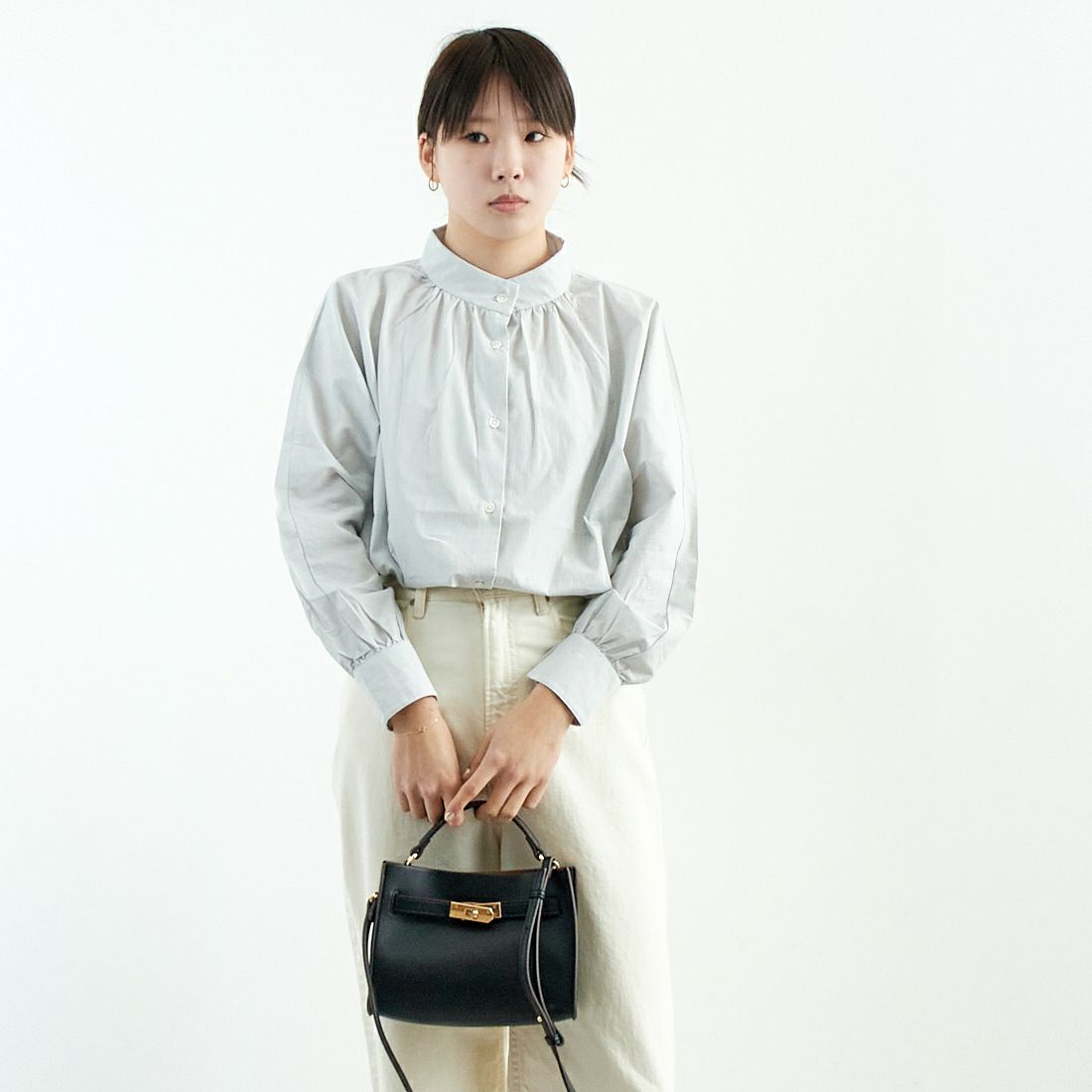 Commencement [コメンスメント] ストライプスタンドカラーシャツ [C-023S] BLACK &&モデル身長：167cm 着用サイズ：F&&