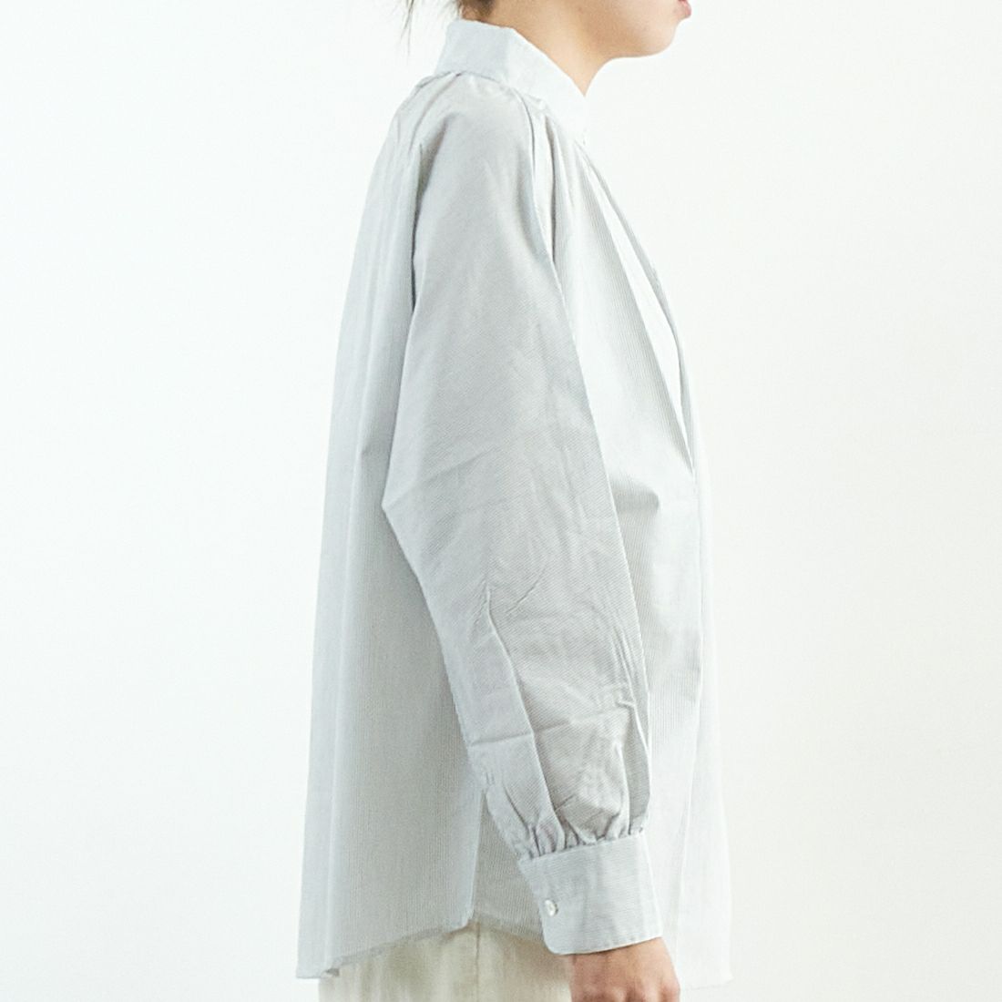 Commencement [コメンスメント] ストライプスタンドカラーシャツ [C-023S] BLACK &&モデル身長：167cm 着用サイズ：F&&
