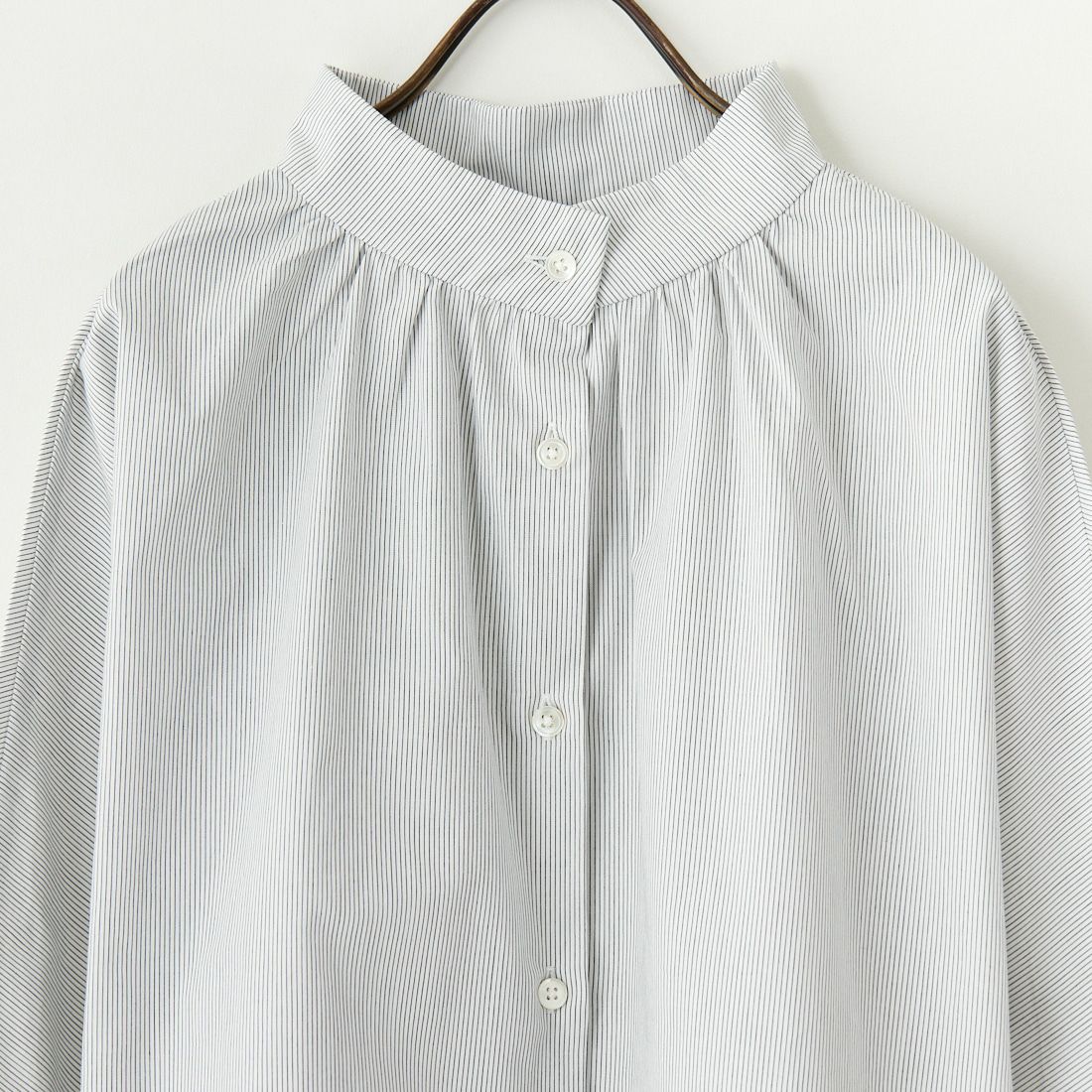Commencement [コメンスメント] ストライプスタンドカラーシャツ [C-023S] BLACK