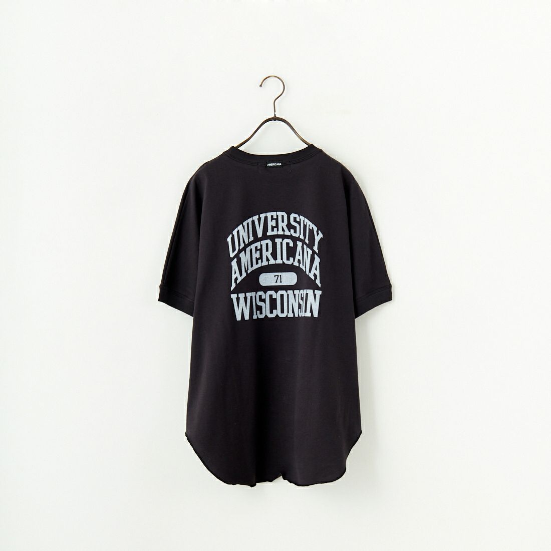 Americana × JEANS FACTORY [アメリカーナ × ジーンズファクトリー] 別注 ラウンドヘム バックプリントTシャツ [ASO-M-790-1-JF] SUMIKURO