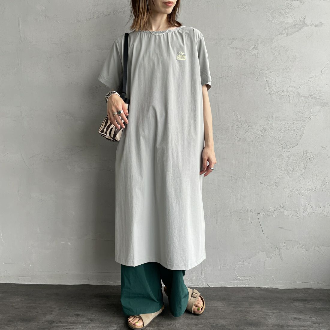G001 GRAY&&モデル身長：158cm 着用サイズ：WL&&