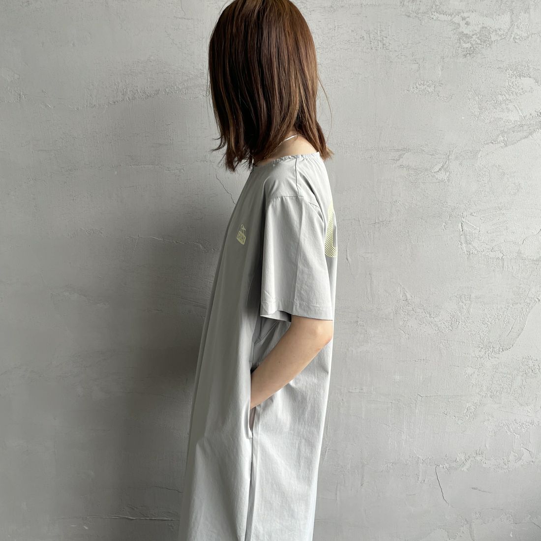 CHUMS [チャムス] エアトレイルストレッチチャムスワンピース [CH18-1353] G001 GRAY &&モデル身長：158cm 着用サイズ：WL&&