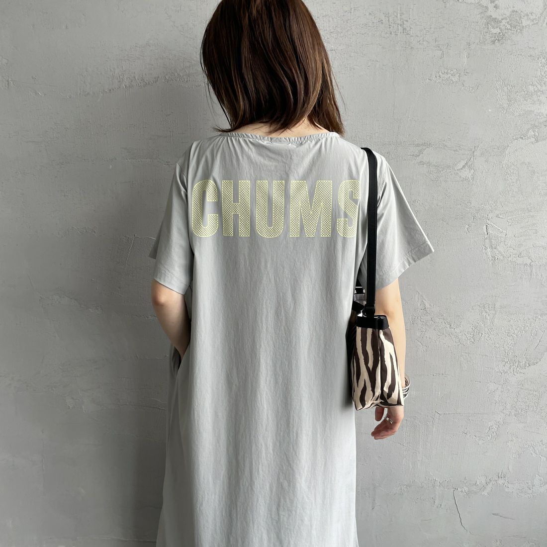 CHUMS [チャムス] エアトレイルストレッチチャムスワンピース [CH18-1353] G001 GRAY &&モデル身長：158cm 着用サイズ：WL&&