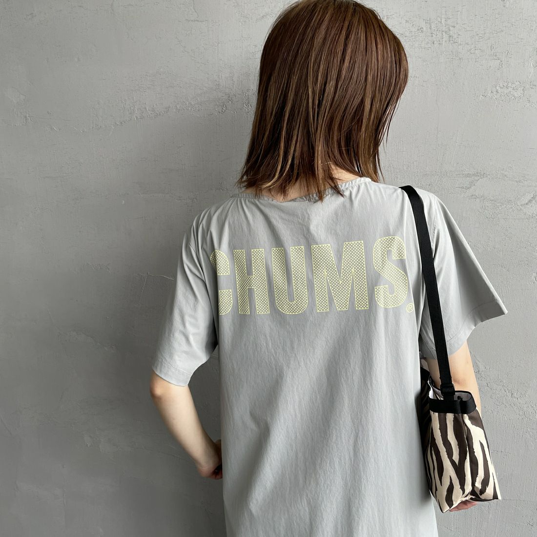 CHUMS [チャムス] エアトレイルストレッチチャムスワンピース [CH18-1353] G001 GRAY &&モデル身長：158cm 着用サイズ：WL&&