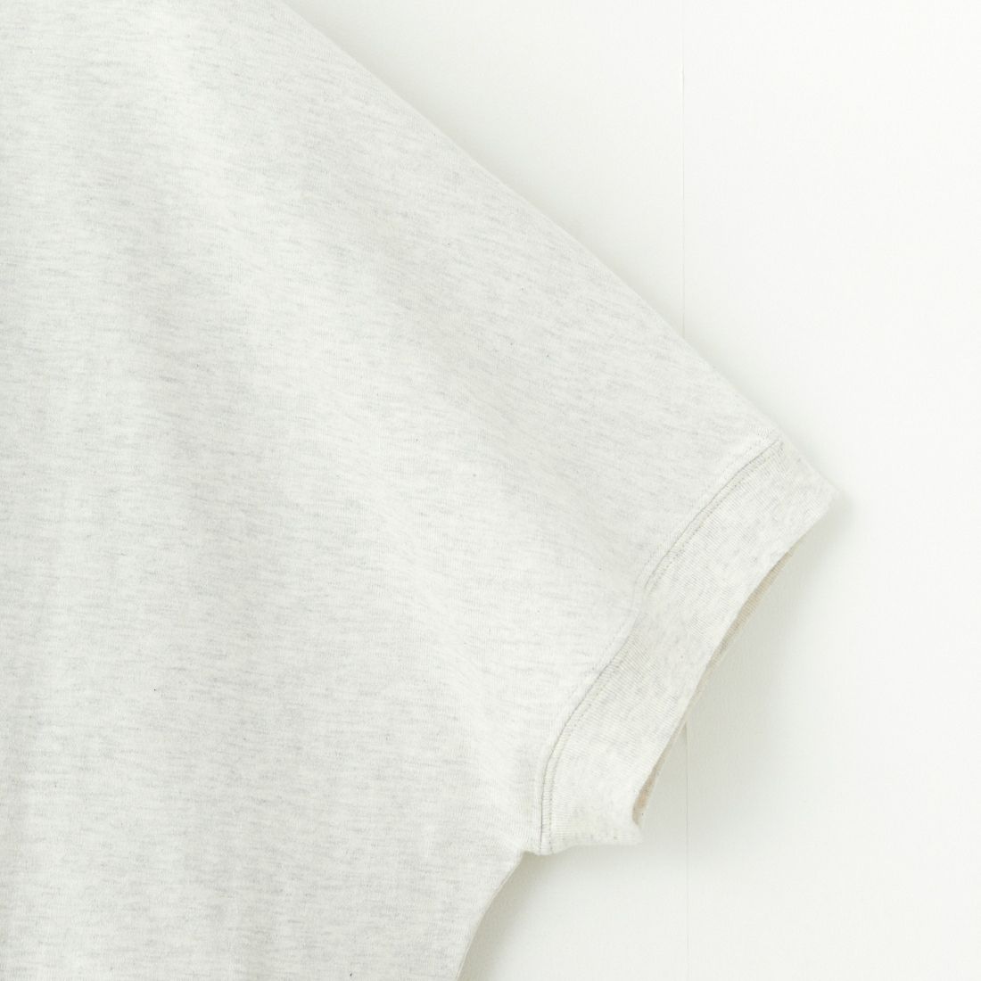 Americana × JEANS FACTORY [アメリカーナ × ジーンズファクトリー] 別注 ラウンドヘム カレッジプリントTシャツ [ASO-M-790-2-JF] OATMEAL