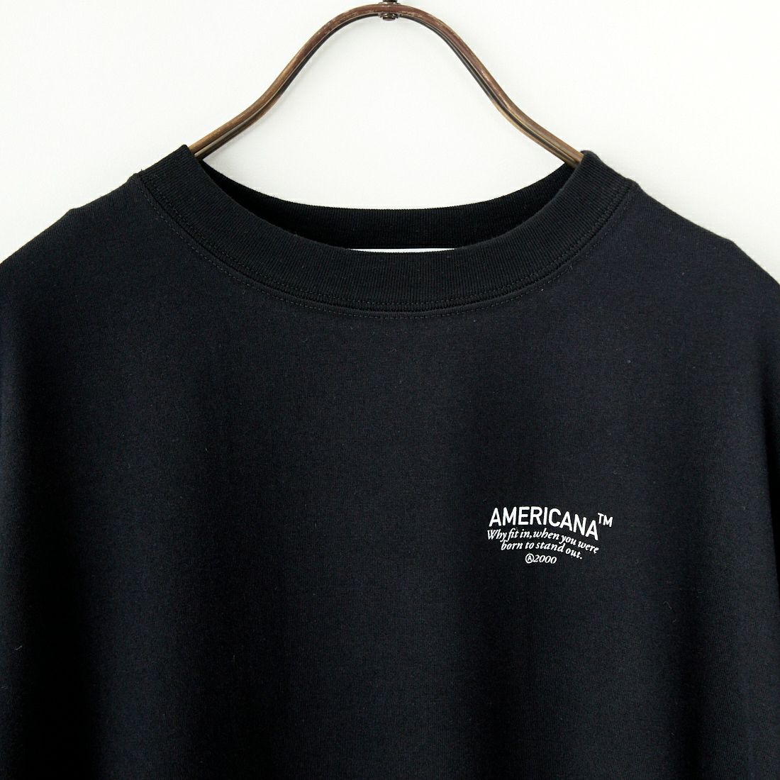Americana × JEANS FACTORY [アメリカーナ × ジーンズファクトリー] 別注 ラウンドヘム バックプリントTシャツ [ASO-M-790-3-JF] BLACK