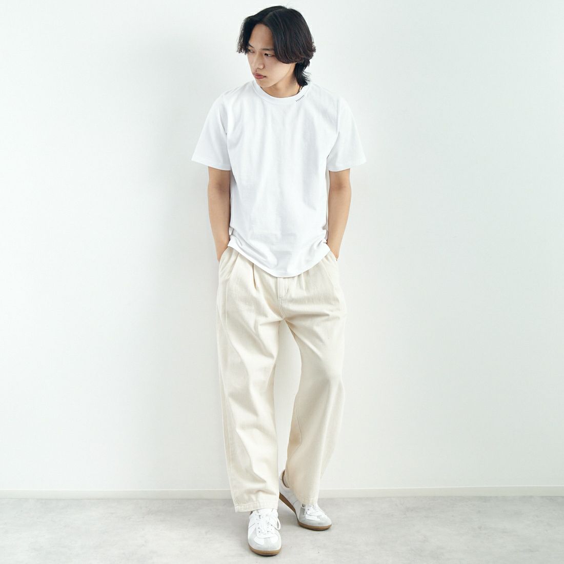 YANUK [ヤヌーク] YYYYYYYY Tシャツ [57251031] WNV &&モデル身長：179cm 着用サイズ：L&&