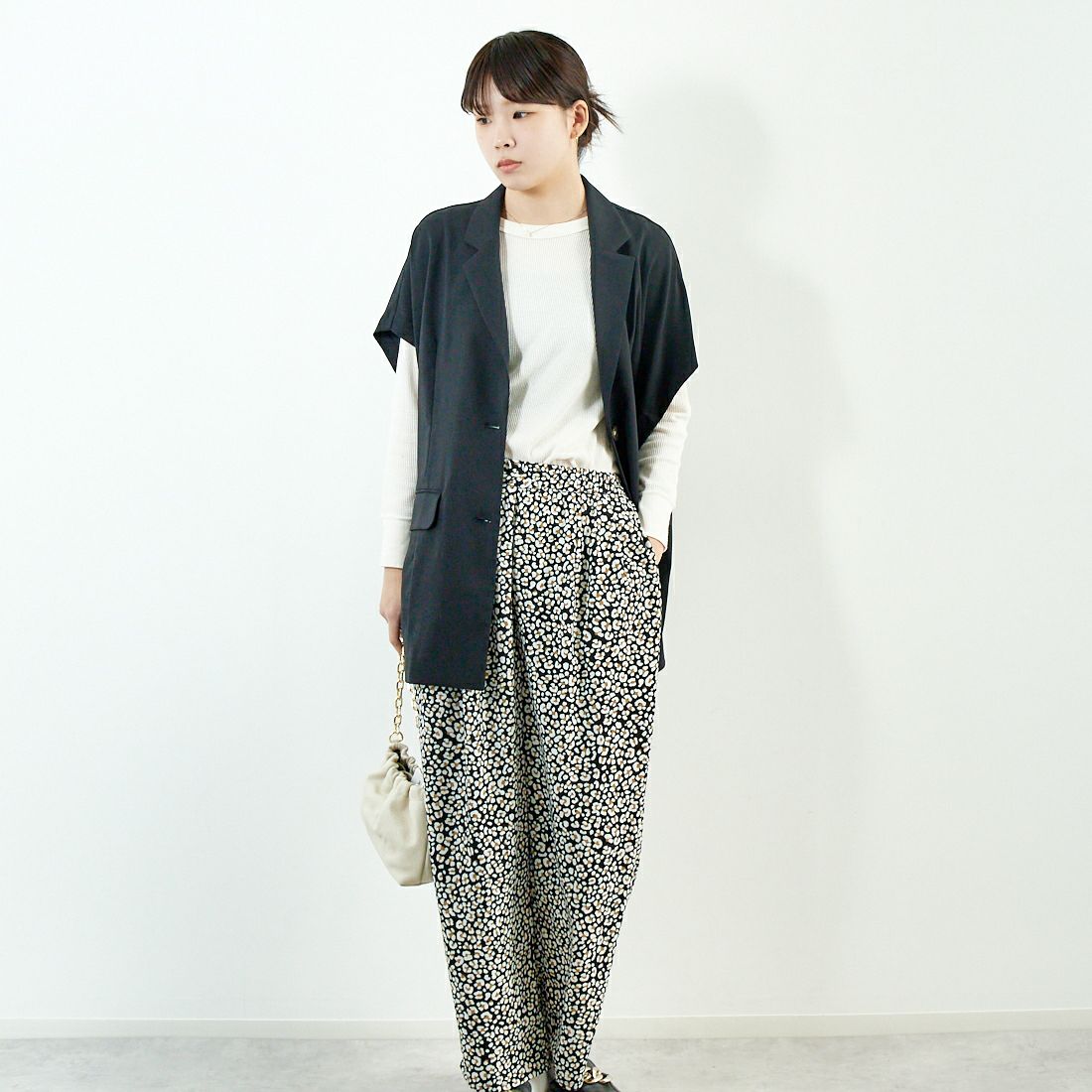 Jeans Factory Clothes [ジーンズファクトリークローズ] テーラードベスト [51085051] ﾁｬｺｰﾙ &&モデル身長：167cm 着用サイズ：F&&