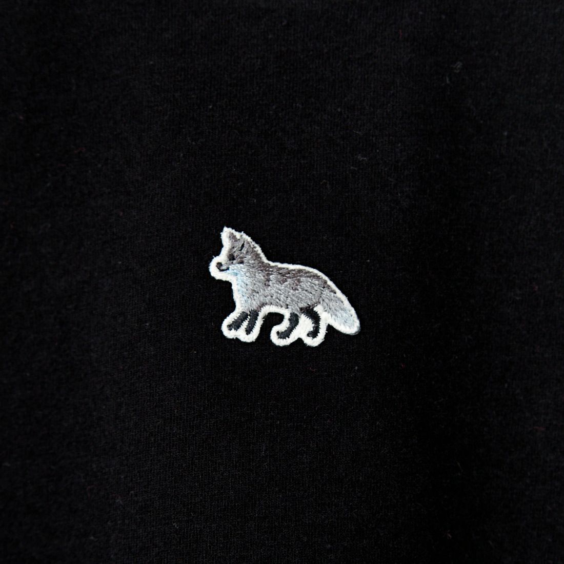 MAISON KITSUNE [メゾン キツネ] ベビーフォックスパッチ クロップドTシャツ [MW00105KJ0008] P199 BLACK