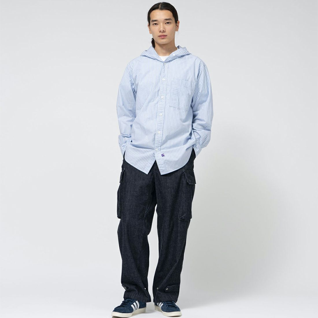 THE NORTH FACE PURPLE LABEL [ザ ノースフェイス パープルレーベル] マウンテンストライプフードシャツ [N25SG026] SX SAX &&モデル身長：175cm 着用サイズ：M&&