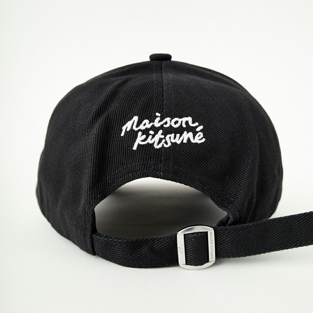 MAISON KITSUNE [メゾン キツネ] ラージフォックスヘッド 6パネルキャップ [MM06103WW0096] P199 BLACK