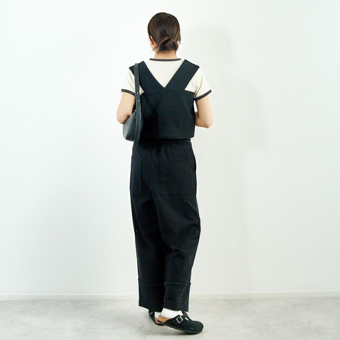 me. [ミードット] ワッフルビスチェ [ME-25103] 298 N.BLAC &&モデル身長：167cm 着用サイズ：F&&