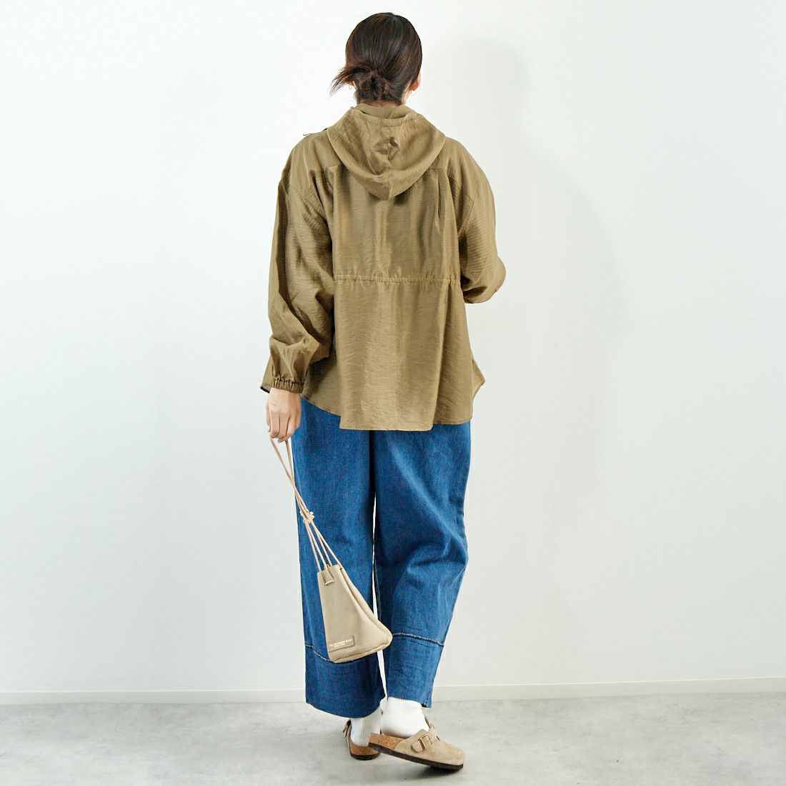 KHA:KI [カーキ] フーデッドシアーシャツ [MIL25HBL3143] KHAKI &&モデル身長：167cm 着用サイズ：1&&