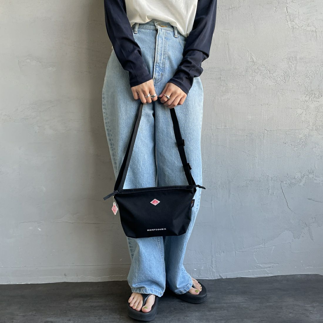 DANTON [ダントン] コーデュラキャンバスショルダーバッグ [MONTSOURIS] BLACK
