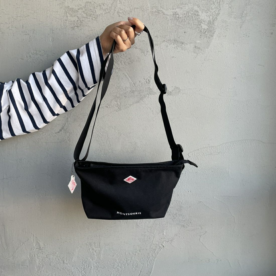 DANTON [ダントン] コーデュラキャンバスショルダーバッグ [MONTSOURIS] BLACK